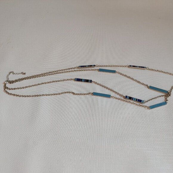 Long Double Strand necklace with rectangular block - Picture 2 of 3